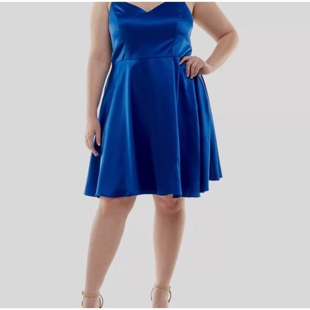 B Darlin Royal Blue Satin Fit & Flare Dress 18W Pockets Prom Wedding Guest - Picture 3 of 12